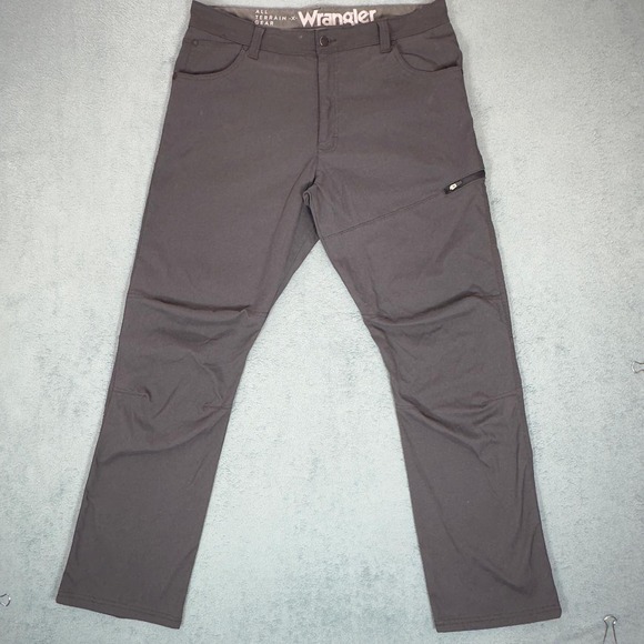 Wrangler All Terrain Pants Hiking Travel Utility Zip Pocket Gray  Men's sz 38x32 - Picture 1 of 4